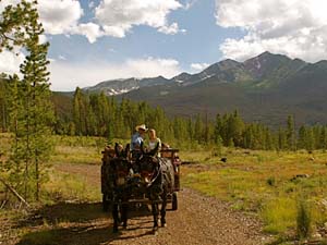 Chuck Wagon & Western BBQ Dinner & Show in Keystone